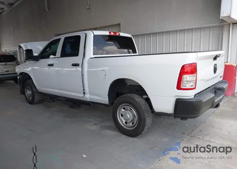 2024 Ram 2500 Tradesman 4X4 6'4 Box z USA, uszkodzony, nr VIN 3C6UR5CJ4RG267621